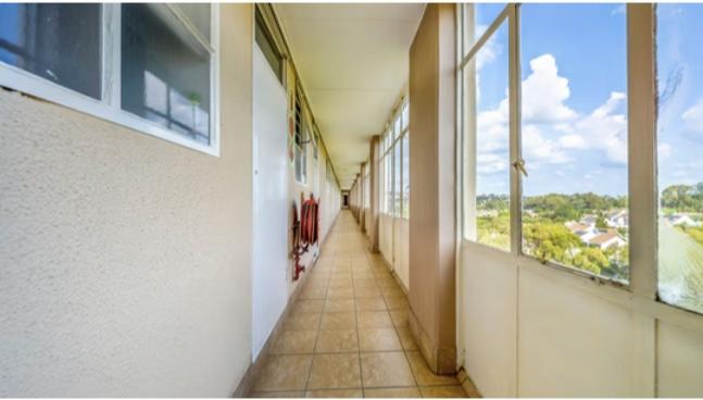To Let 2 Bedroom Property for Rent in Bedfordview Gauteng