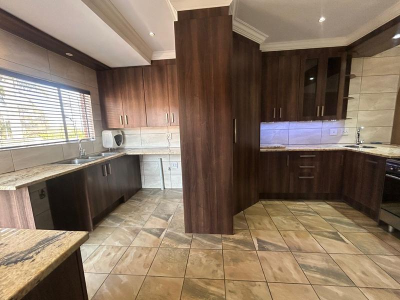 To Let 5 Bedroom Property for Rent in Wingate Park Gauteng