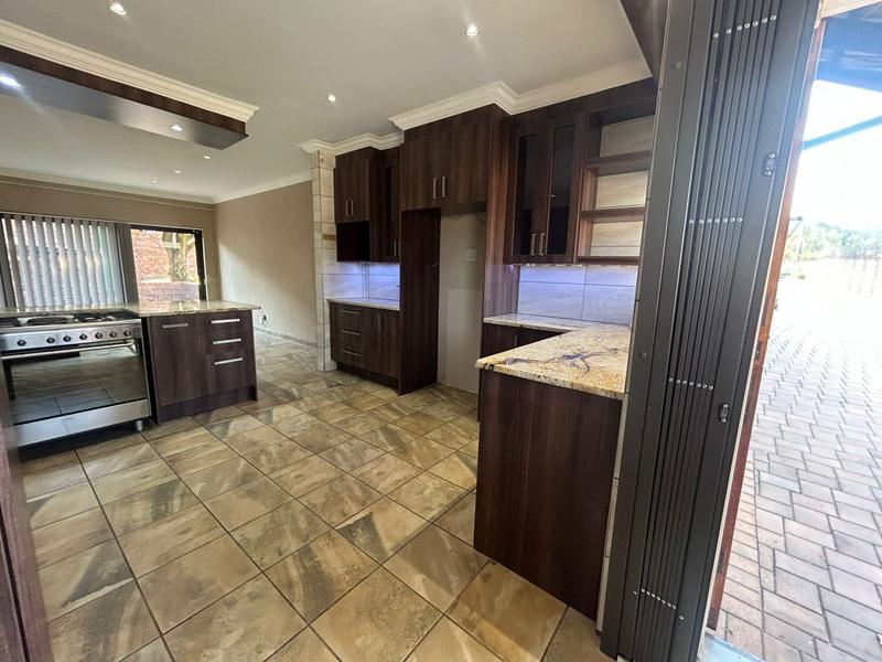 To Let 5 Bedroom Property for Rent in Wingate Park Gauteng