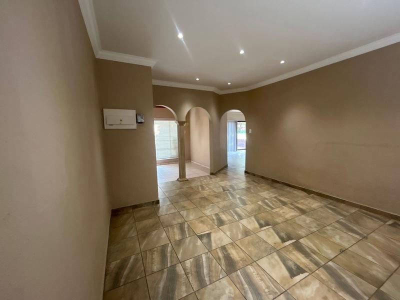 To Let 5 Bedroom Property for Rent in Wingate Park Gauteng