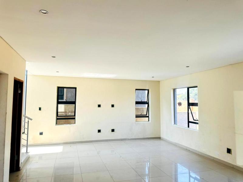 3 Bedroom Property for Sale in Wildtuinpark Gauteng