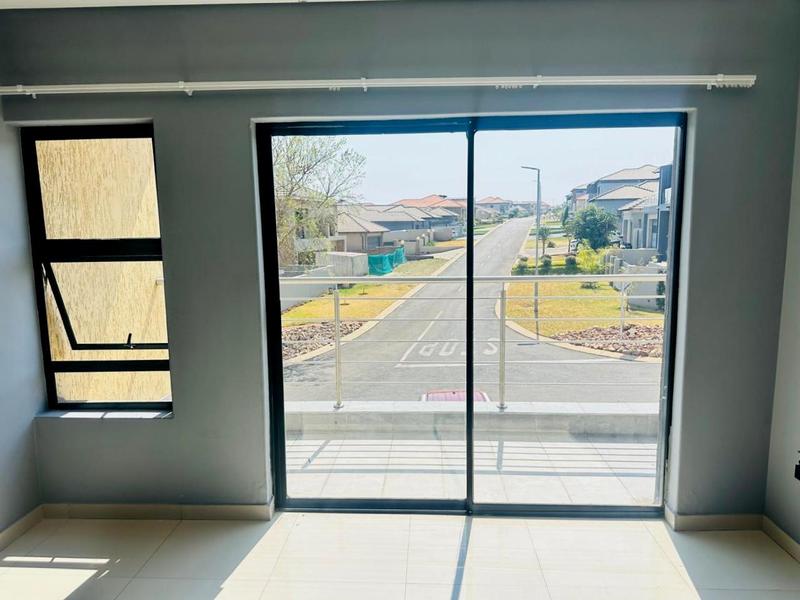 3 Bedroom Property for Sale in Wildtuinpark Gauteng
