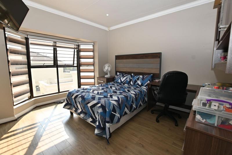 4 Bedroom Property for Sale in Lonehill Gauteng