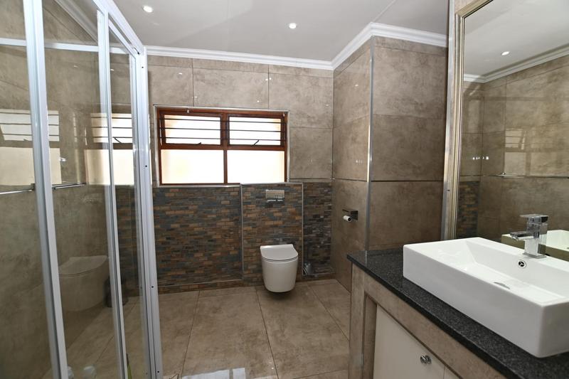4 Bedroom Property for Sale in Lonehill Gauteng
