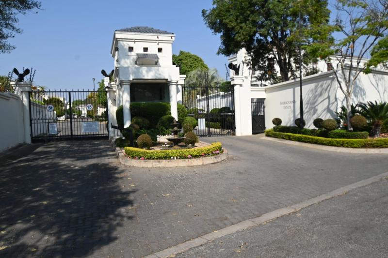 4 Bedroom Property for Sale in Lonehill Gauteng