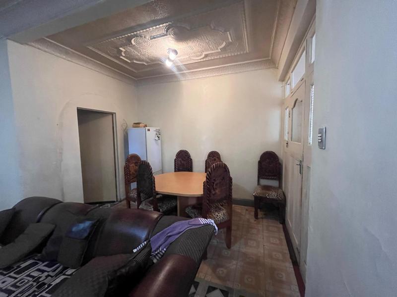 7 Bedroom Property for Sale in Bezuidenhout Valley Gauteng