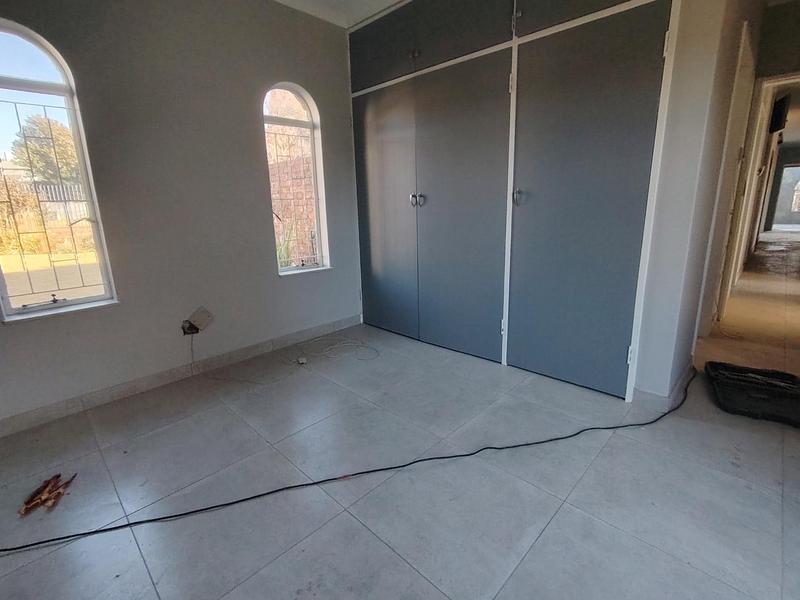 To Let 3 Bedroom Property for Rent in Wierda Park Gauteng