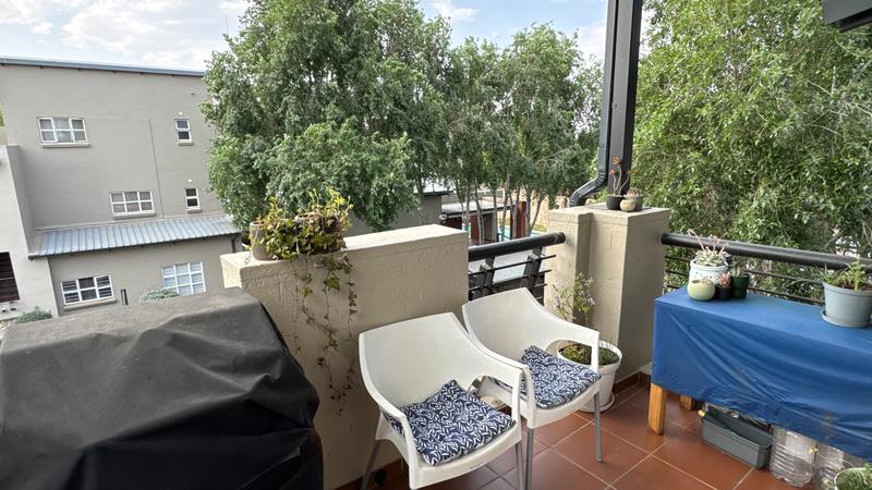 To Let 2 Bedroom Property for Rent in Pineslopes Gauteng