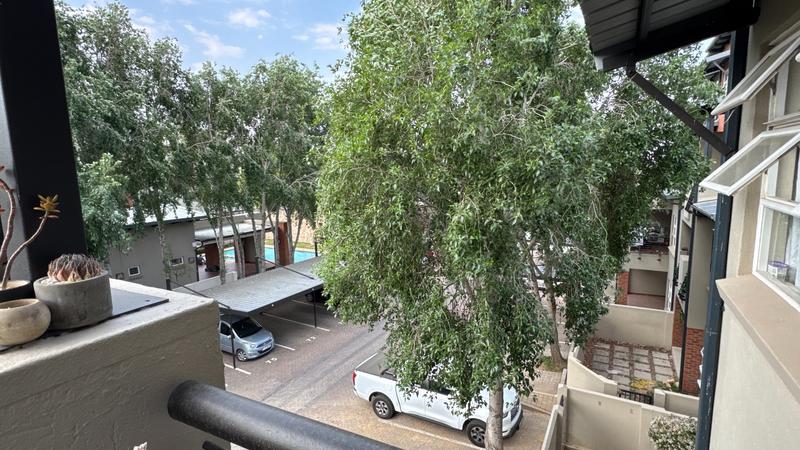 To Let 2 Bedroom Property for Rent in Pineslopes Gauteng