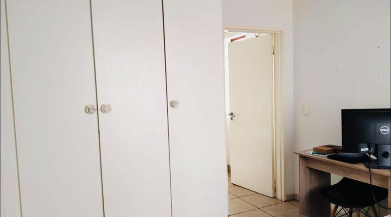 2 Bedroom Property for Sale in Ferndale Gauteng