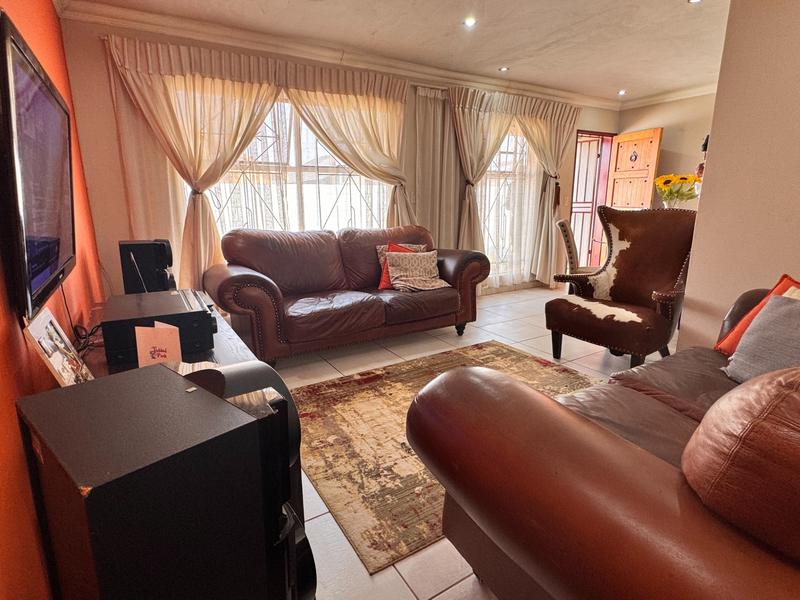 11 Bedroom Property for Sale in Dobsonville Gauteng