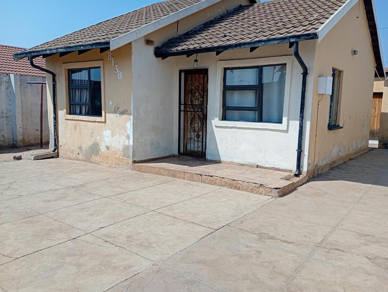 2 Bedroom Property for Sale in Protea Glen Gauteng