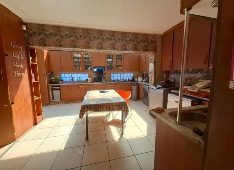 3 Bedroom Property for Sale in Verwoerdpark Gauteng