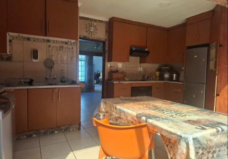 3 Bedroom Property for Sale in Verwoerdpark Gauteng