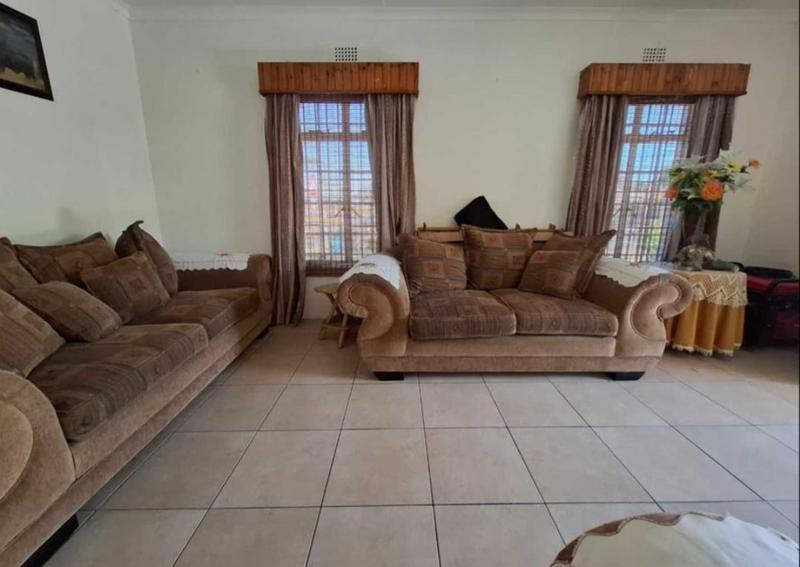 3 Bedroom Property for Sale in Verwoerdpark Gauteng