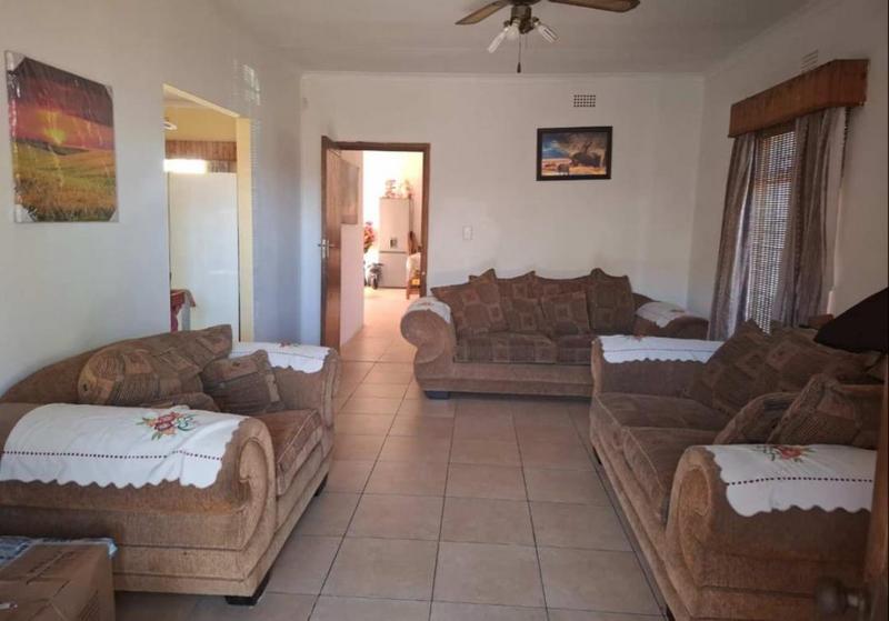 3 Bedroom Property for Sale in Verwoerdpark Gauteng