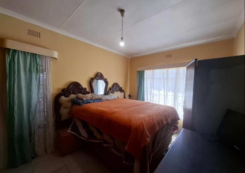 3 Bedroom Property for Sale in Verwoerdpark Gauteng