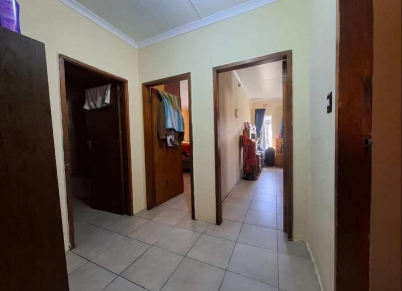 3 Bedroom Property for Sale in Verwoerdpark Gauteng