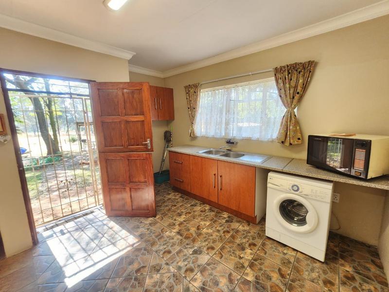 5 Bedroom Property for Sale in Walkerville Gauteng
