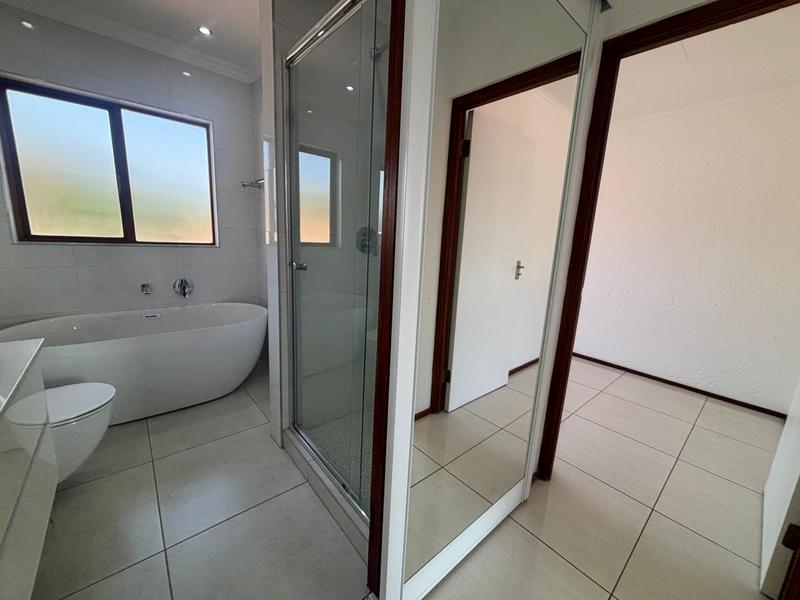 2 Bedroom Property for Sale in Fairland Gauteng
