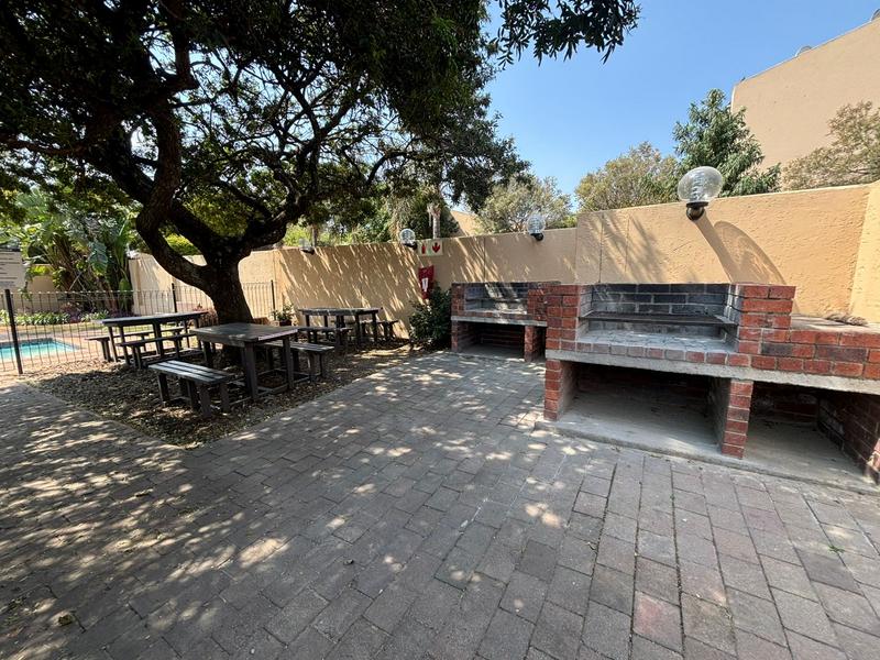 2 Bedroom Property for Sale in Fairland Gauteng