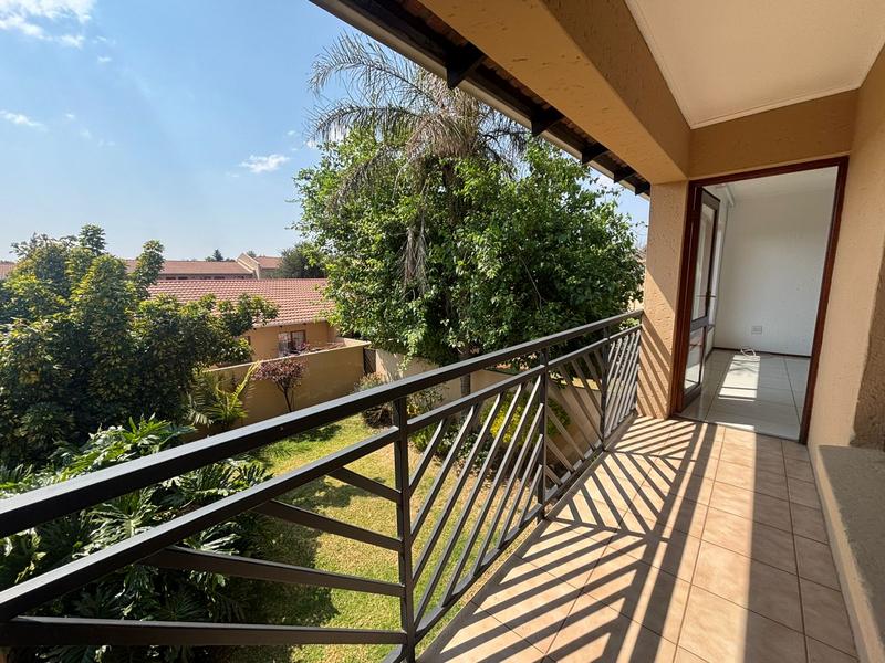 2 Bedroom Property for Sale in Fairland Gauteng