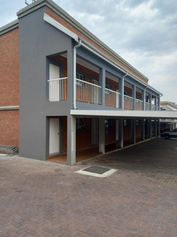 To Let 1 Bedroom Property for Rent in Buccleuch Gauteng