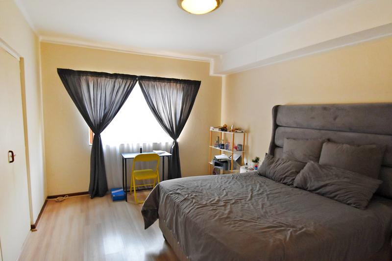 2 Bedroom Property for Sale in Atholl Gardens Gauteng