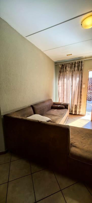 2 Bedroom Property for Sale in Olievenhoutbosch Gauteng