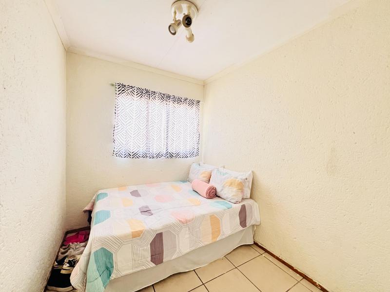 3 Bedroom Property for Sale in Die Hoewes Gauteng