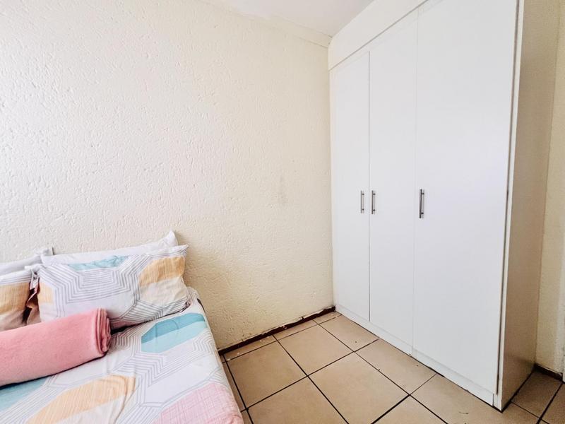 3 Bedroom Property for Sale in Die Hoewes Gauteng