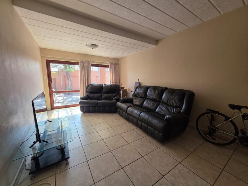 2 Bedroom Property for Sale in Sunninghill Gauteng
