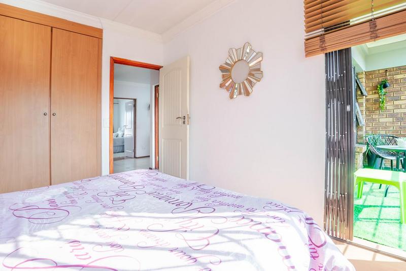 4 Bedroom Property for Sale in Van Riebeeck Park Gauteng