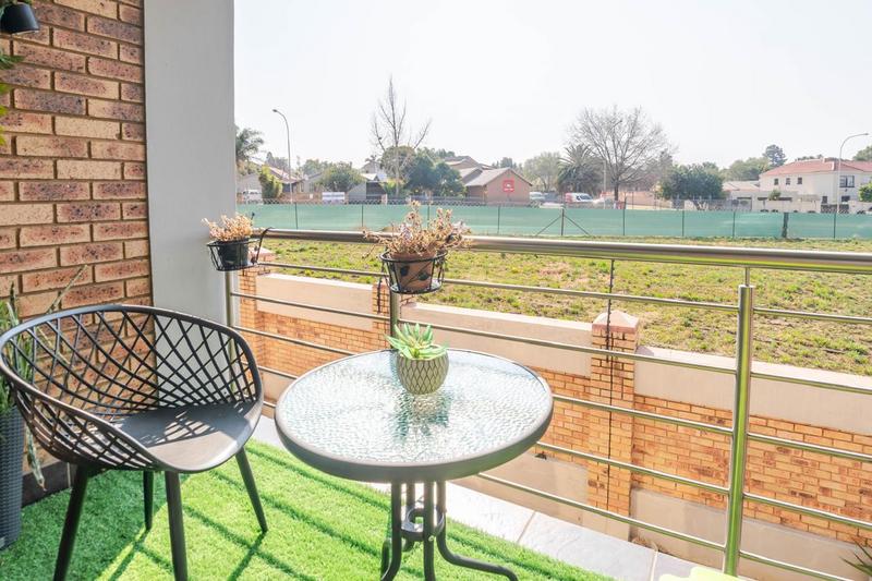 4 Bedroom Property for Sale in Van Riebeeck Park Gauteng