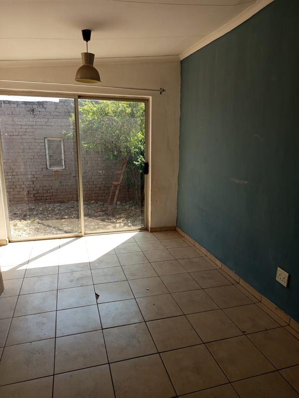 To Let 1 Bedroom Property for Rent in Kensington Gauteng