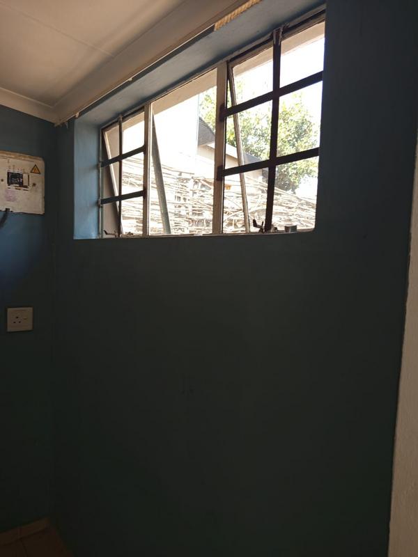 To Let 1 Bedroom Property for Rent in Kensington Gauteng