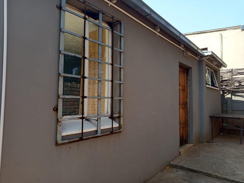 To Let 1 Bedroom Property for Rent in Kensington Gauteng