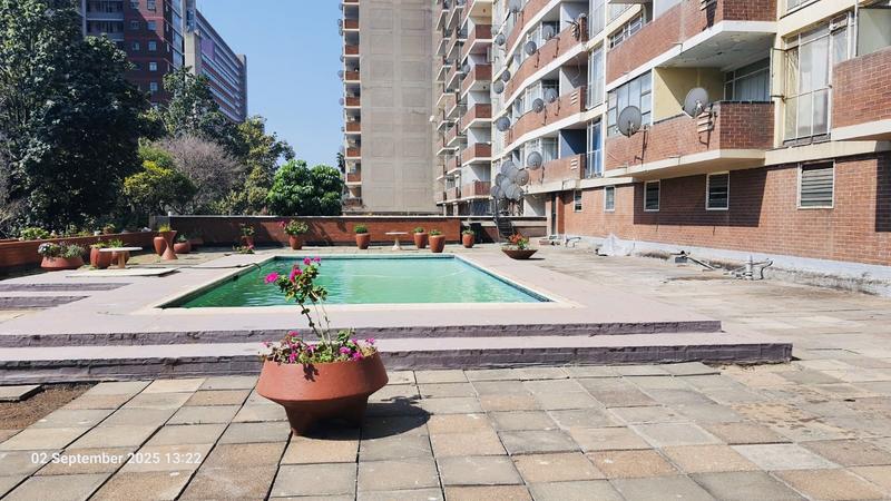 2 Bedroom Property for Sale in Berea Gauteng