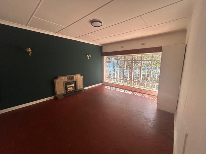 4 Bedroom Property for Sale in Bezuidenhout Valley Gauteng
