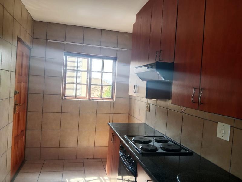To Let 1 Bedroom Property for Rent in Bedfordview Gauteng