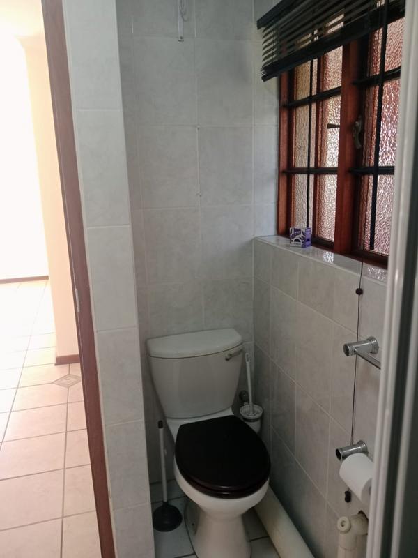 To Let 1 Bedroom Property for Rent in Bedfordview Gauteng