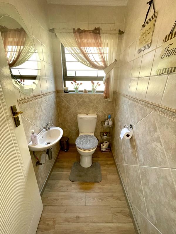 3 Bedroom Property for Sale in Noordheuwel Gauteng
