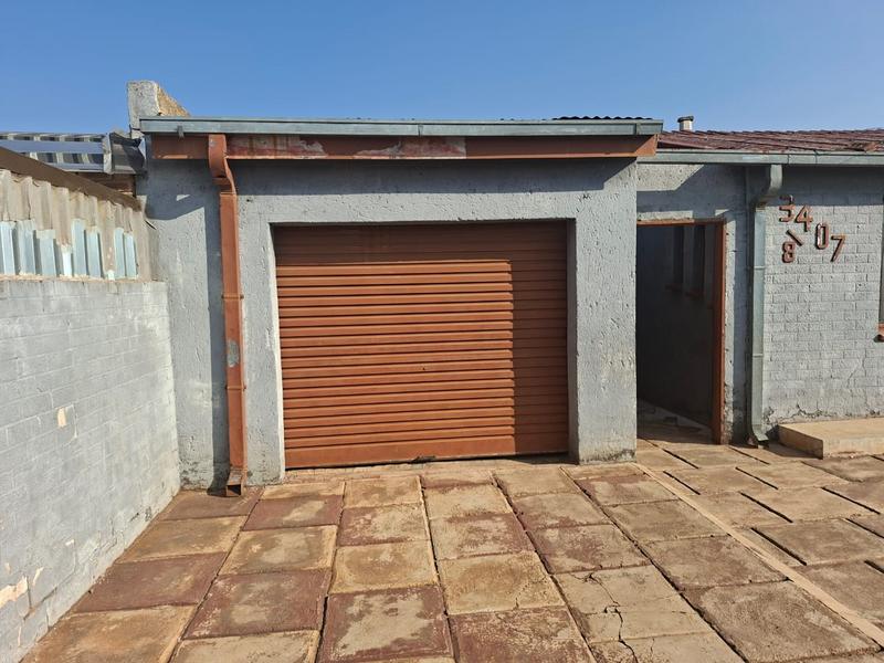 2 Bedroom Property for Sale in Dobsonville Gauteng