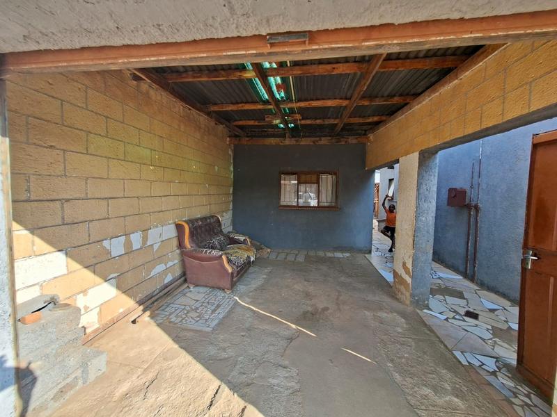 2 Bedroom Property for Sale in Dobsonville Gauteng