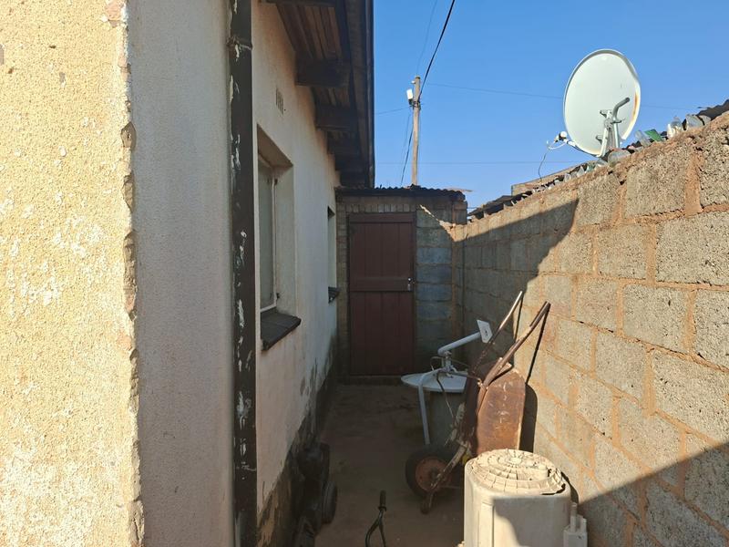 2 Bedroom Property for Sale in Dobsonville Gauteng