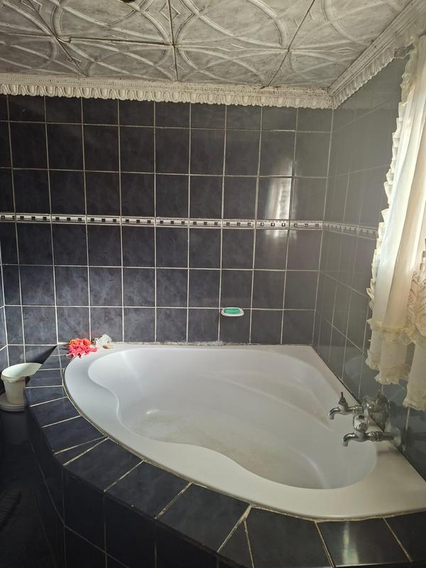 2 Bedroom Property for Sale in Dobsonville Gauteng