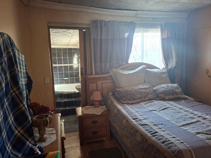 2 Bedroom Property for Sale in Dobsonville Gauteng