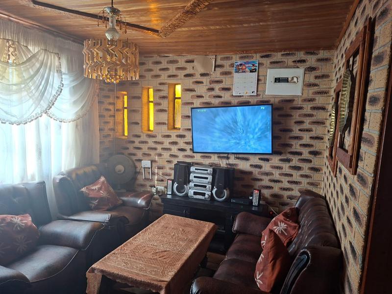 2 Bedroom Property for Sale in Dobsonville Gauteng