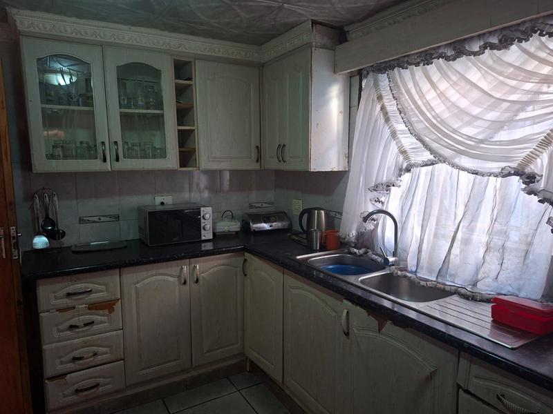 2 Bedroom Property for Sale in Dobsonville Gauteng