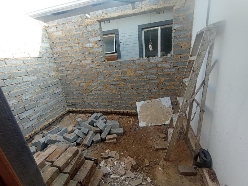 To Let 2 Bedroom Property for Rent in Discovery Gauteng